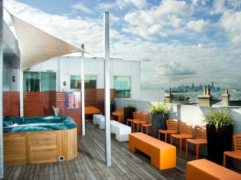 Punthill Williamstown Aparthotel Exteriör bild